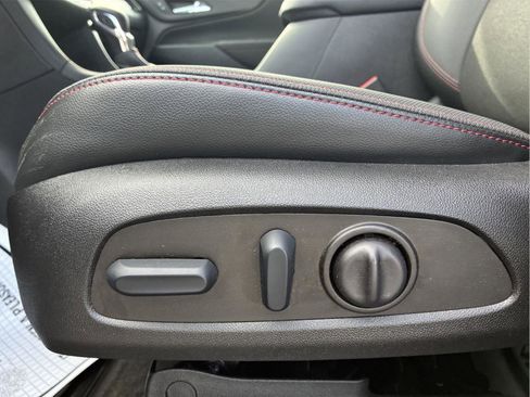 Used 2022 Chevrolet Equinox RS AWD/4WD image 15