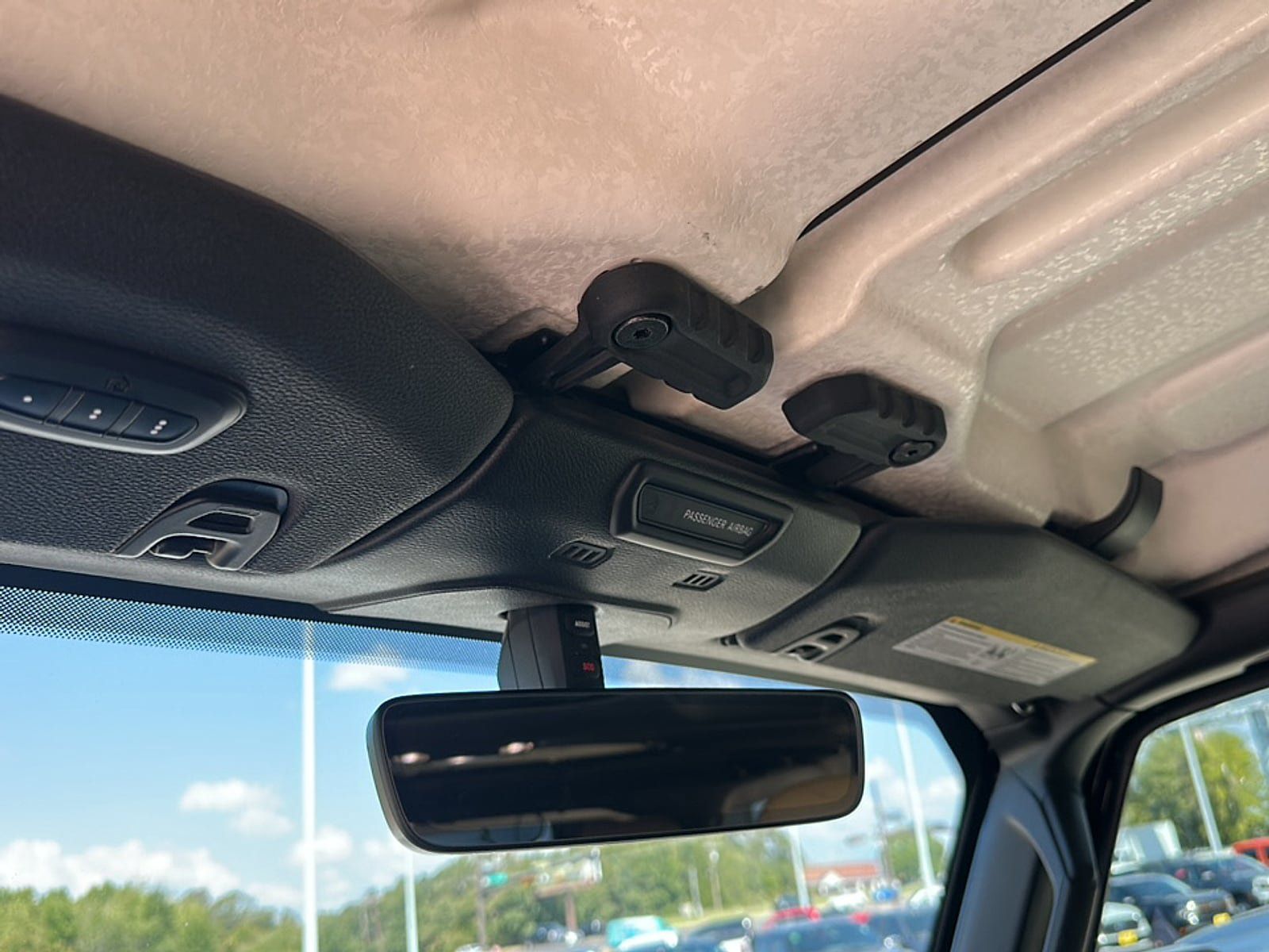 Used 2018 Jeep Wrangler Unlimited Rubicon AWD/4WD image 31