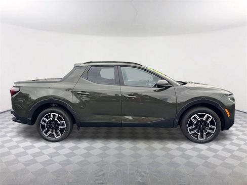 Used 2025 Hyundai Santa Cruz Limited image 4