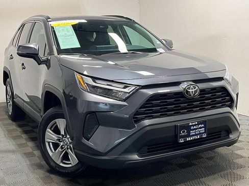 Used 2025 Toyota RAV4 XLE w/ Convenience Package AWD/4WD image 1
