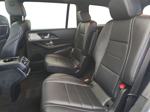 Used 2020 Mercedes-Benz GLS 450 4MATIC image 23