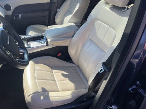 Used 2019 Land Rover Range Rover Sport HSE AWD/4WD image 8