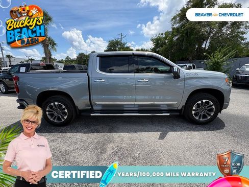 Used 2025 Chevrolet Silverado 1500 High Country w/ Technology Package AWD/4WD image 8