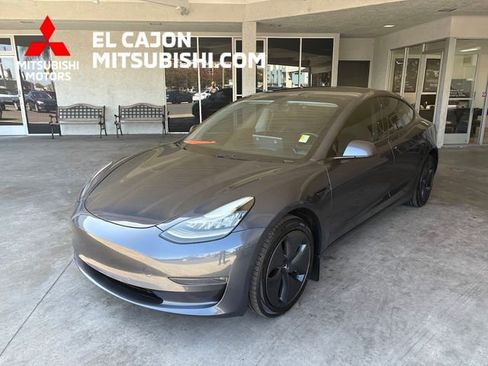 Used 2018 Tesla Model 3 Long Range RWD image 7