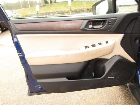 Used 2015 Subaru Outback 2.5i Limited image 43