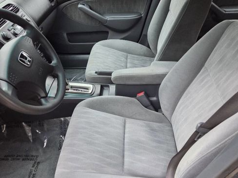 Used 2005 Honda Civic EX image 10