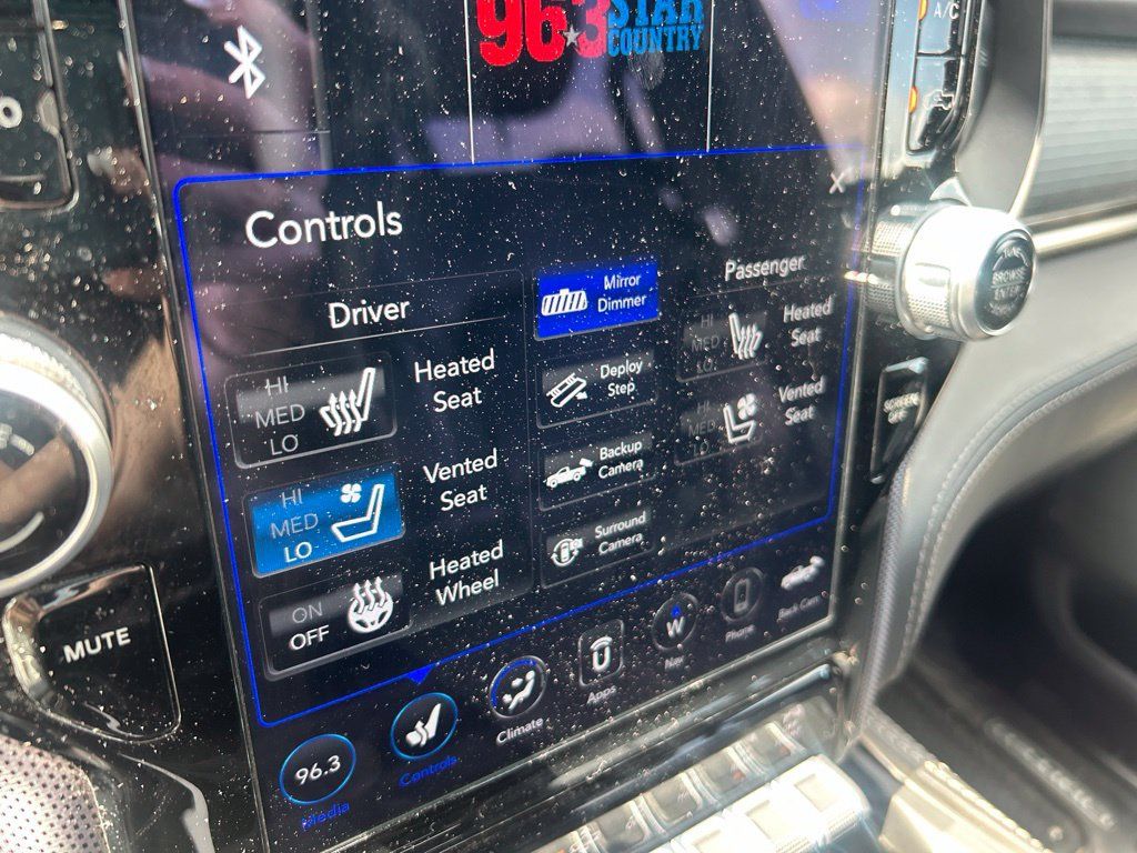 Used 2020 RAM 1500 Limited AWD/4WD image 19