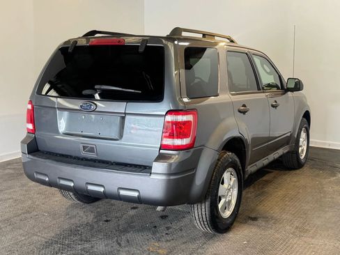 Used 2011 Ford Escape XLT FWD image 6