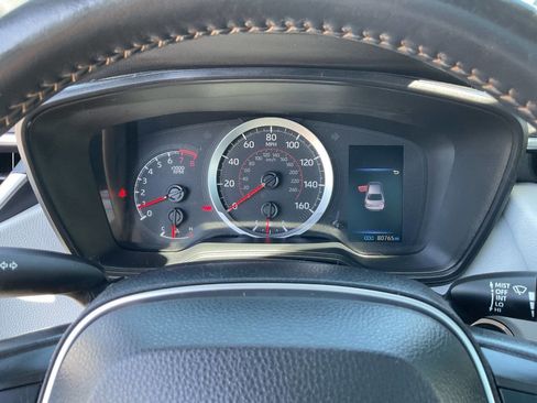 Used 2022 Toyota Corolla SE FWD image 19