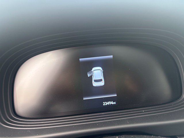 Certified 2024 Hyundai Venue SEL FWD image 6