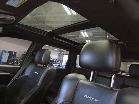 Used 2020 Jeep Grand Cherokee SRT AWD/4WD image 30