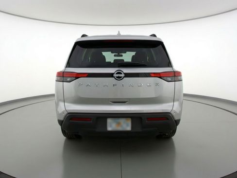 Used 2025 Nissan Pathfinder SV FWD image 7