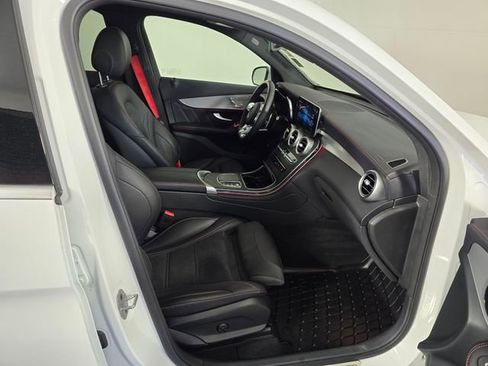Used 2022 Mercedes-Benz GLC 43 AMG 4MATIC image 11
