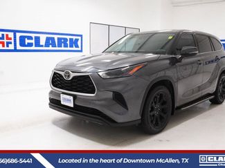 Used 2022 Toyota Highlander L FWD video 1