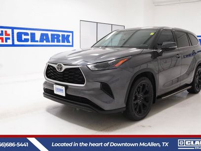 Used 2022 Toyota Highlander L