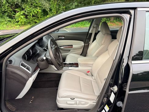 Used 2015 Acura TLX w/ Technology Package FWD image 13