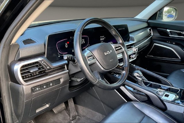Used 2024 Kia Telluride S AWD/4WD image 12
