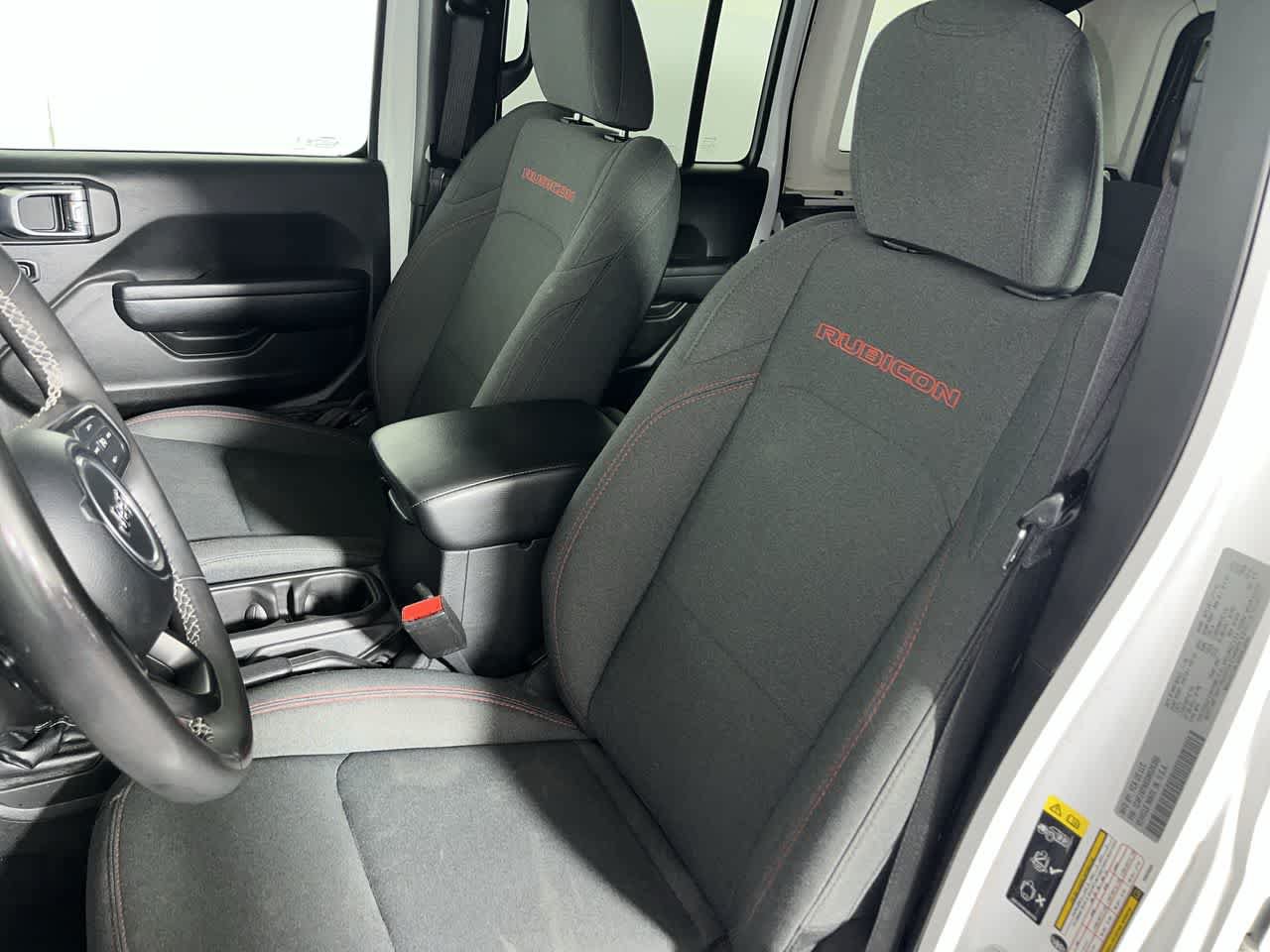Used 2025 Jeep Wrangler Unlimited Rubicon AWD/4WD image 15