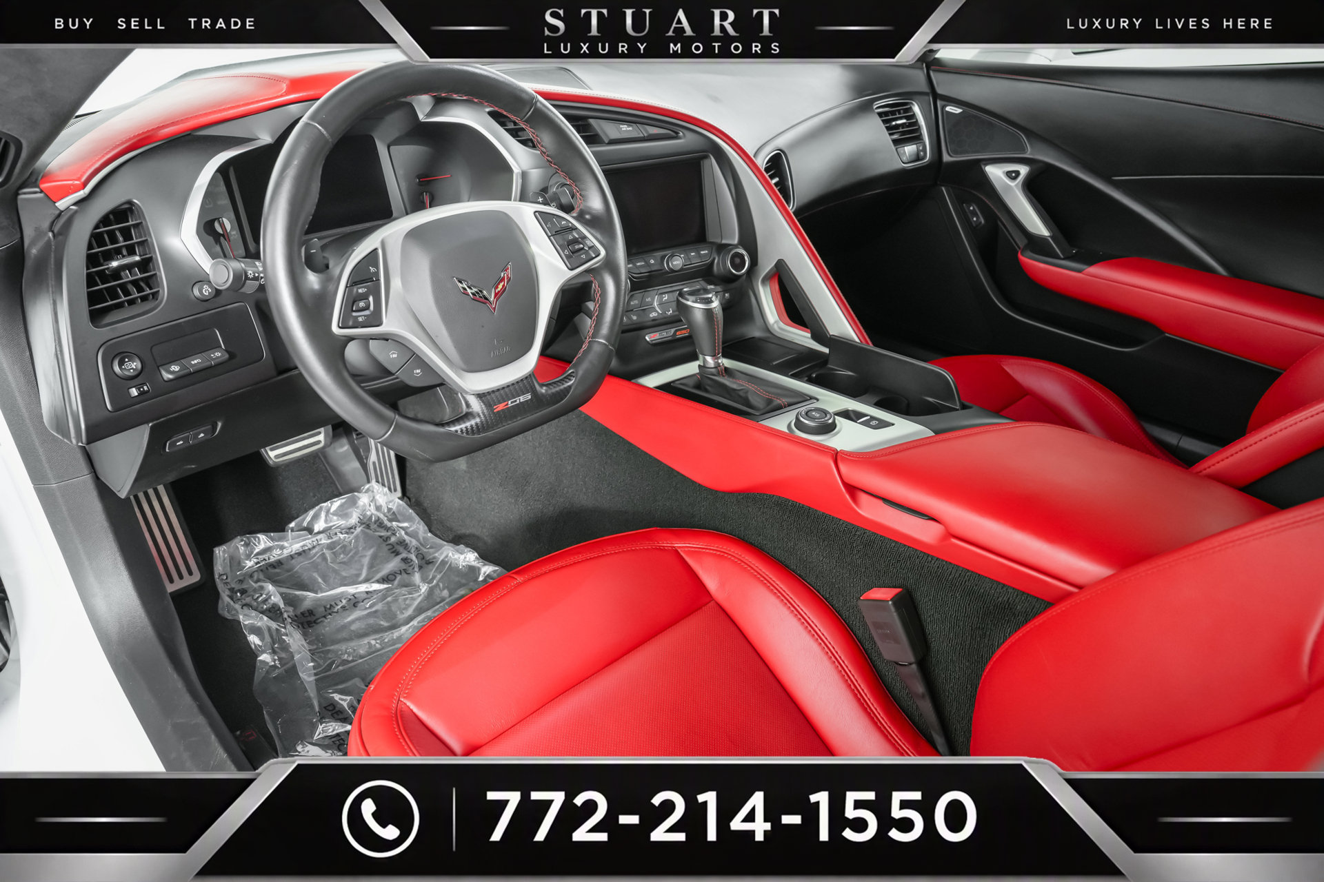 Used 2015 Chevrolet Corvette Z06 w/ 3LZ Preferred Equipment Group RWD image 2