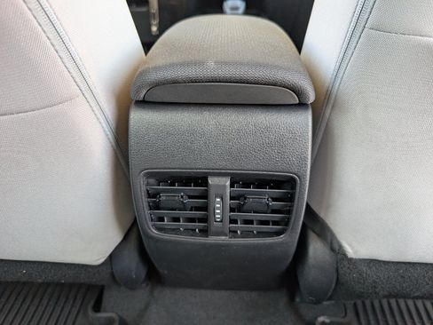 Used 2026 Toyota Corolla Cross L FWD image 7