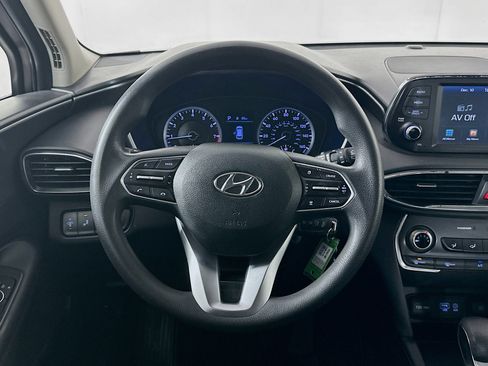 Used 2019 Hyundai Santa Fe SE image 17