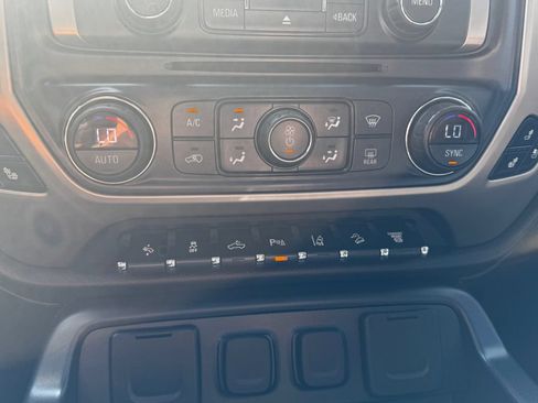 Used 2019 GMC Sierra 2500 Denali AWD/4WD image 19