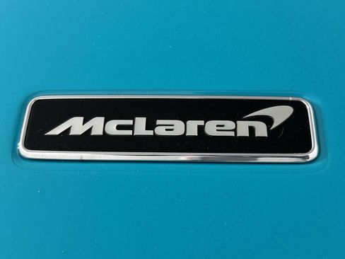 Used 2024 McLaren 750S Spider image 28