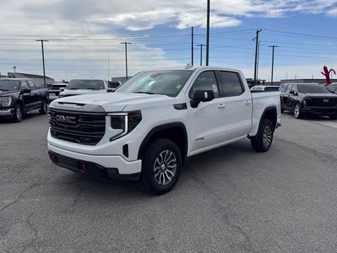 Used 2023 GMC Sierra 1500 AT4 w/ AT4 Preferred Package AWD/4WD image 42