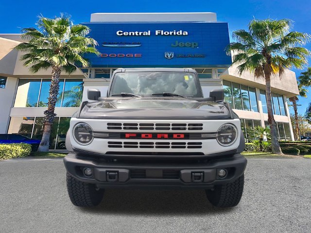 Used 2025 Ford Bronco Heritage Edition AWD/4WD image 3