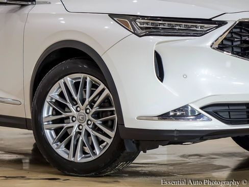 Used 2023 Acura MDX w/ Advance Package AWD/4WD image 3