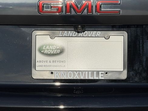 Used 2023 GMC Yukon AT4 image 36