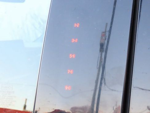 Used 2024 Ford Expedition Max Limited image 25