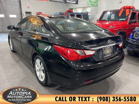 Used 2012 Hyundai Sonata Limited FWD image 4