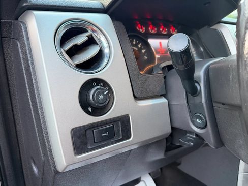 Used 2014 Ford F150 FX4 w/ Equipment Group 401A Mid AWD/4WD image 43