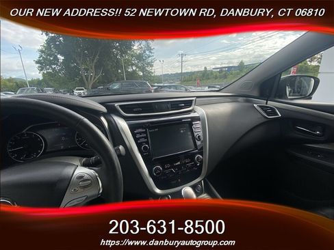 Used 2018 Nissan Murano SL w/ Moonroof Package AWD/4WD image 12