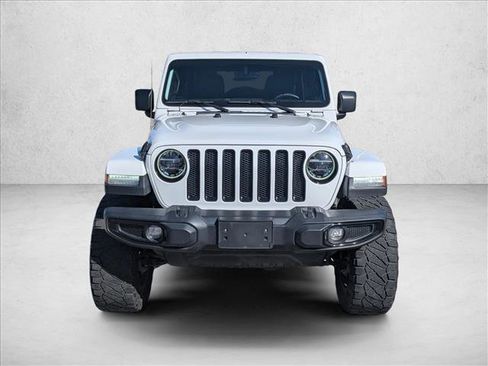 Used 2021 Jeep Wrangler Unlimited Sahara image 2
