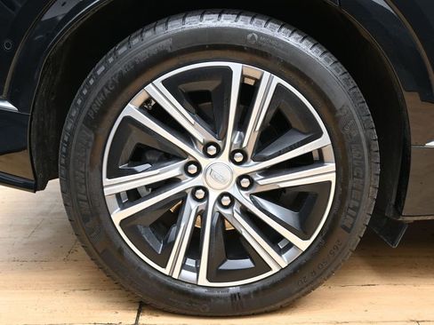 Used 2024 Cadillac Lyriq Luxury AWD/4WD image 13
