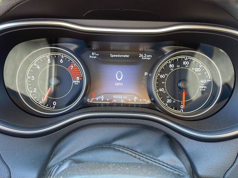 Used 2021 Jeep Cherokee Limited w/ Elite Package image 14