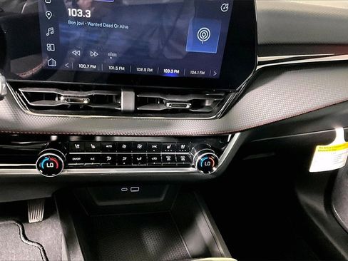 Used 2026 Chevrolet Equinox RS w/ Convenience Package III image 24