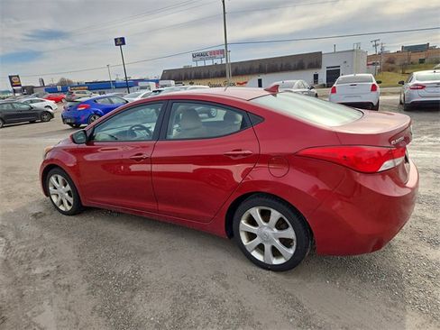 Used 2011 Hyundai Elantra GLS w/ Preferred Equipment Pkg 3 image 2