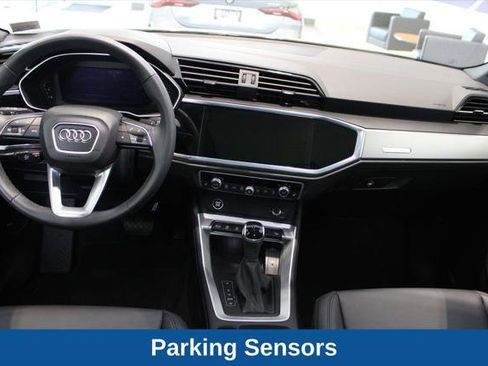 Certified 2025 Audi Q3 2.0T Premium w/ Convenience Package AWD/4WD image 9
