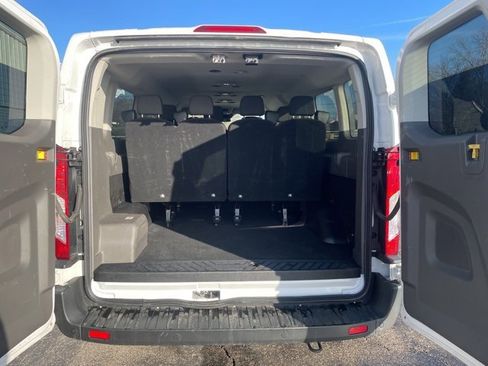 Used 2023 Ford Transit 350 XLT image 10