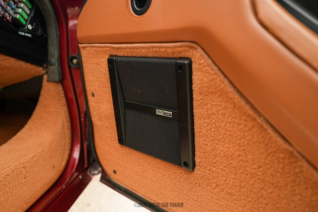 Used 1988 Chevrolet Corvette Convertible RWD image 49