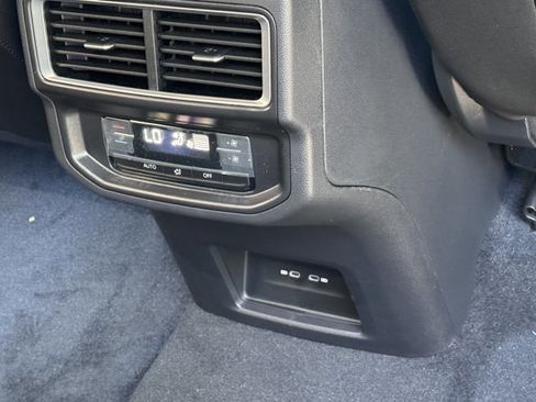 New 2026 Volkswagen Atlas SE image 23