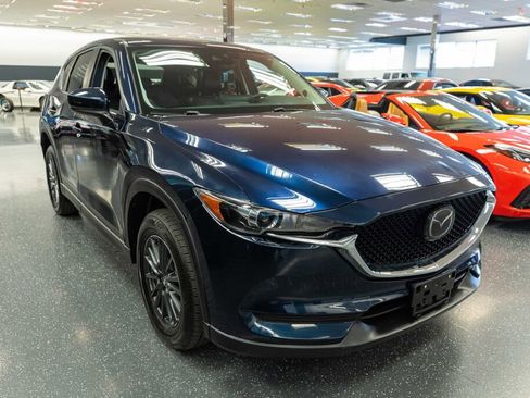 Used 2021 MAZDA CX-5 Touring w/ Touring Preferred SV Package image 3