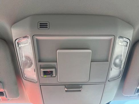 Used 2020 Toyota Tundra SR5 AWD/4WD image 34