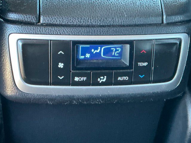 Used 2016 Toyota Highlander XLE AWD/4WD image 11