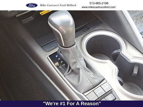 Used 2022 Toyota Camry XLE image 18
