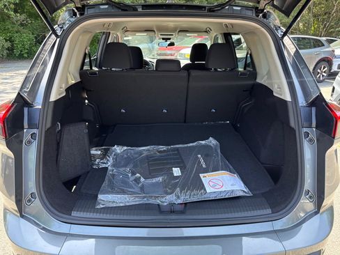Used 2026 Nissan Rogue S AWD/4WD image 34