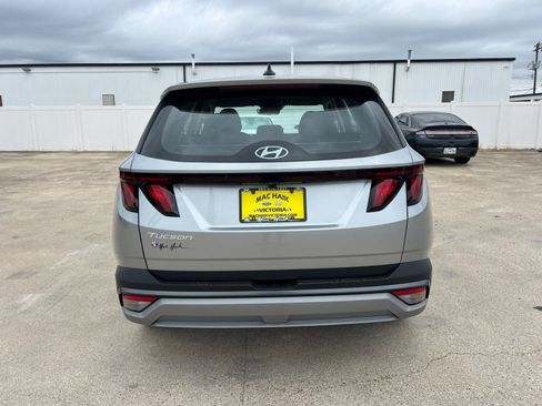 New 2026 Hyundai Tucson SE FWD image 4